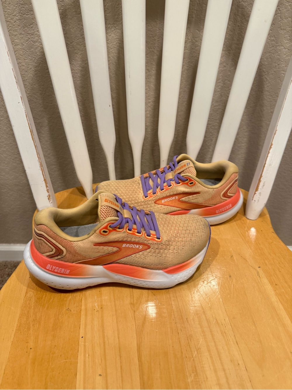 Womens Brooks Glycerin 21 (size 6)
